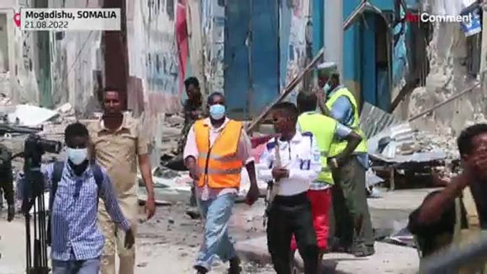Video: Nach Anschlag in Somalia: Zerstörungen zeigen Ausmaß der Attacke