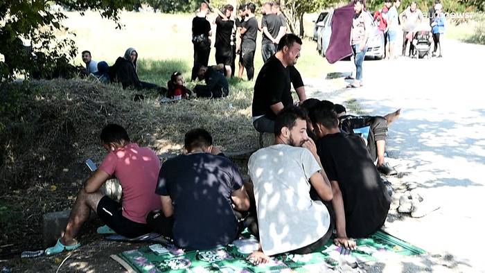 News video: Griechenland verwehrt 150 Jesiden Zugang zum Flüchltingslager