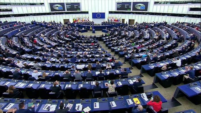 Video: Lob und Kritik auf von der Leyens Rede im Parlament