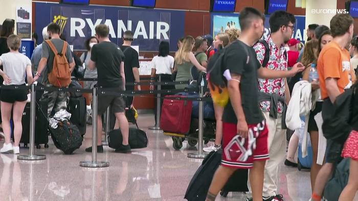 News video: Weniger Flüge nach Griechenland: Ryanair übt Kritik an Flughafenbetreiber Fraport
