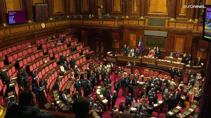 News video: Rosatellum, Sperrklausel, Mindestalter: So funktioniert das italienische Wahlsystem