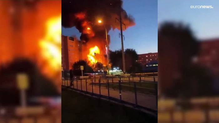 Video: 4 Tote bei Kampfjet-Absturz in Russland: Wohnhaus geht in Flammen auf