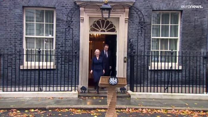 Video: Nach 45 Tagen im Amt: Liz Truss tritt als britische Premierministerin zurück