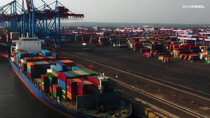 News video: China darf beim Hamburger Hafen einsteigen, aber nur mit 24,9 %
