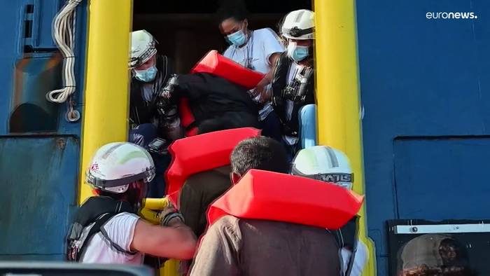 Video: Zypern: Unruhen in Flüchtlingslager – Ärzte ohne Grenzen: Vorwurf an Malta
