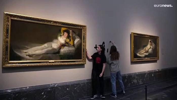 News video: Klimaprotest in Madrid: Aktivisten kleben sich an Goya-Gemälden fest