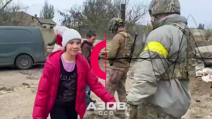 Video: Cherson: Video zeigt Jubel für ankommende ukrainische Soldaten