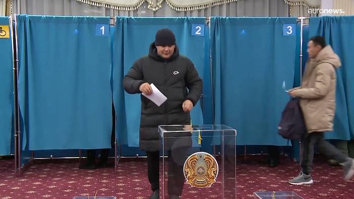 Video: Wahl in Kasachstan: Tokajew will weitere sieben Jahre regieren