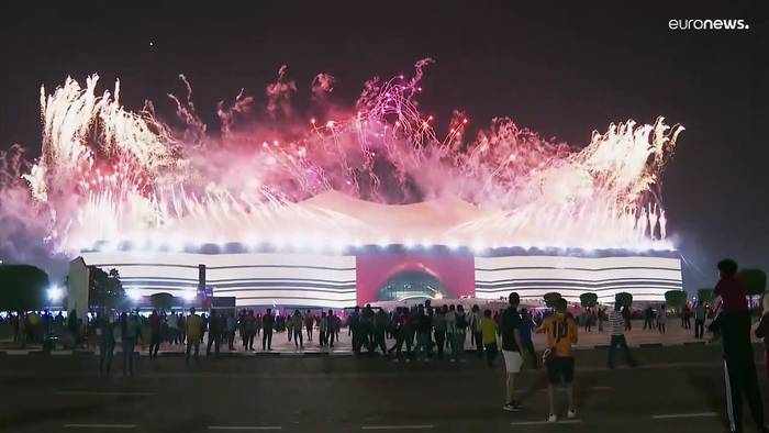 News video: WM-Eröffnungsspiel: Viele gingen vor dem Schlusspfiff - Andrang auf Fanmeile