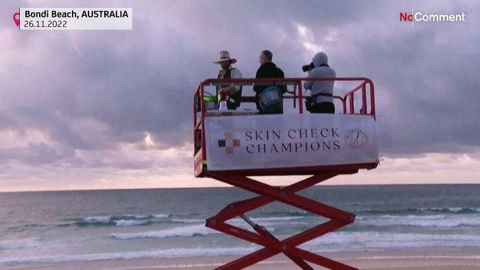 Video: Tausende Nackte am Bondi Beach in Sydney