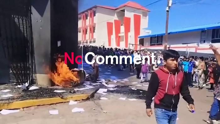 Video: Wütende Proteste in Peru nach dem Tod eines Jugendlichen