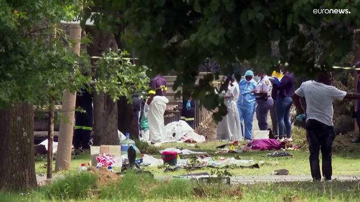 Video: Zehn Tote nach Tankwagenexplosion in Südafrika