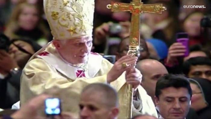 Video: Papst Benedikt XVI. ist tot