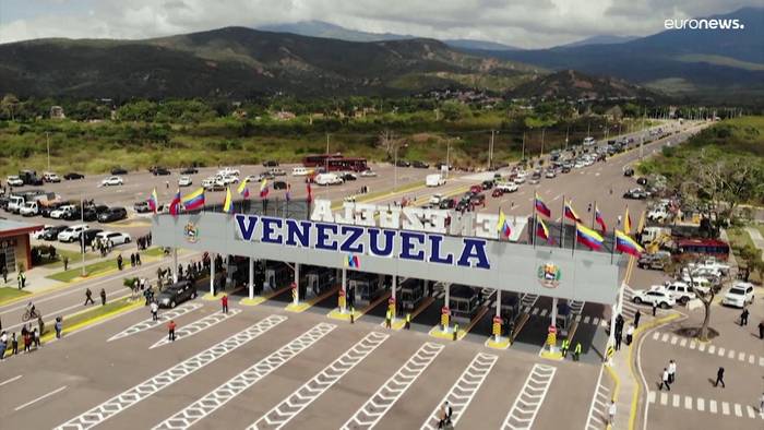 Video: Letzter geschlossener Grenzübergang zwischen Venezuela und Kolumbien wiedereröffnet