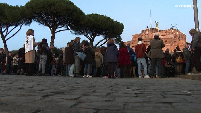 Video: Vermisstes Vatikan-Mädchen: Demo für Emanuela Orlandi in Rom
