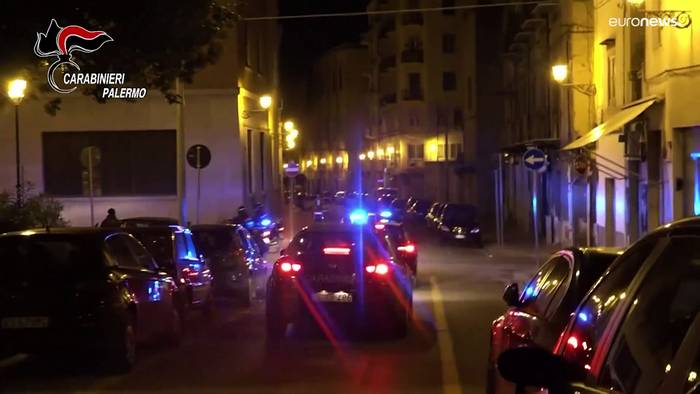 Video: Meistgesuchter Mafiaboss Matteo Messina Denaro (60) auf Sizilien festgenommen