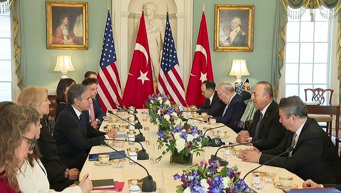 Video: Kampfjets gegen NATO-Beitritt - türkischer Außenminister in Washington