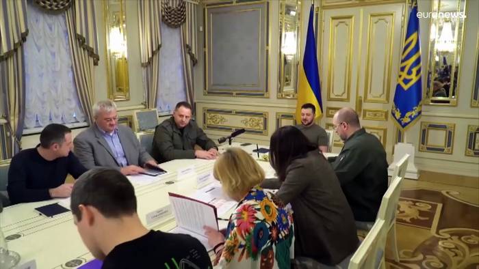 Video: Korruption in der Ukraine: Gouverneure, Vize-Minister, hohe Beamte - Rücktritte und Entlassungen