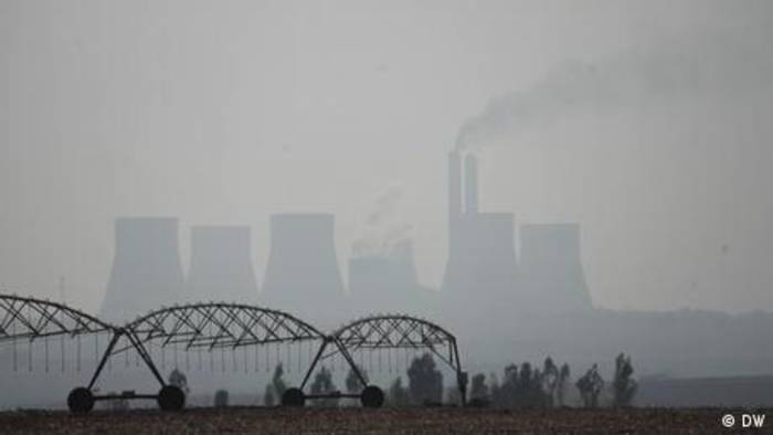 Video: Südafrika: Dicke Luft im Kohlerevier