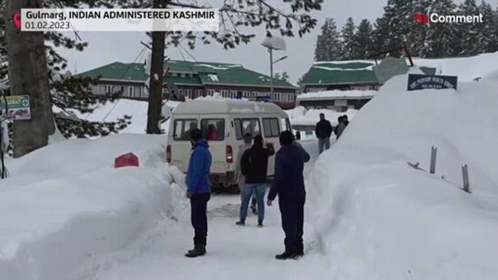 News video: Schneelawine in Gulmarg: 23 Wintersportler gerettet