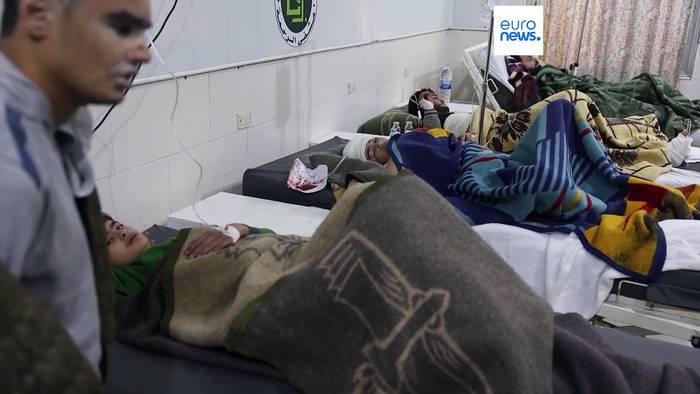 Video: Nach dem Erdbeben: Krankenhäuser überfüllt