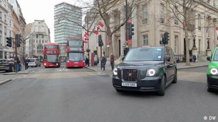 Video: Londons Kult-Taxis fahren elektrisch