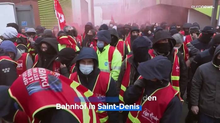 Video: Aus Protest dem Stade de France den Strom abgedreht: Widerstand gegen die Rentenreform in Frankreich