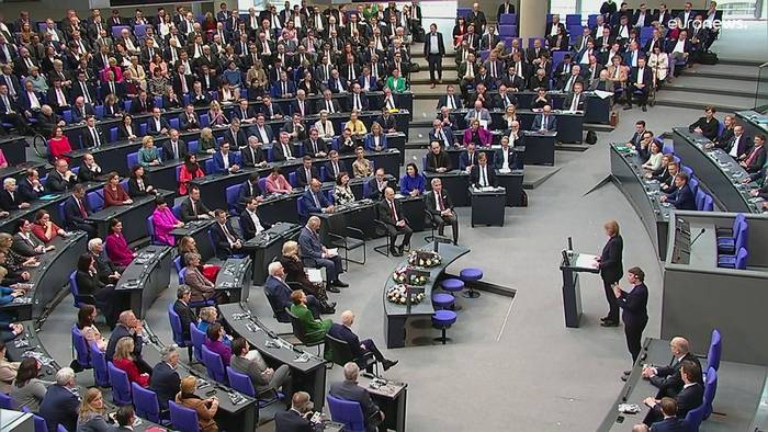 Video: König Charles III spricht Deutsch im Bundestag: 30 Min Rede im Original und in voller Länge