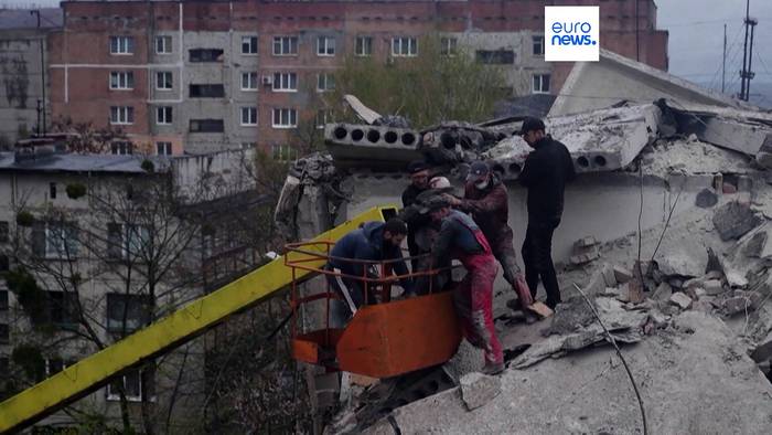Video: Nach russischem Raketenangriff: Mehrere Tote in Slowjansk