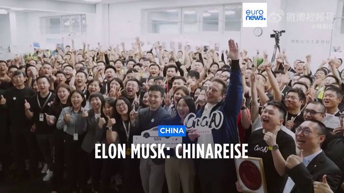 Video: Musk in China: Heimspiel im Tesla-Werk
