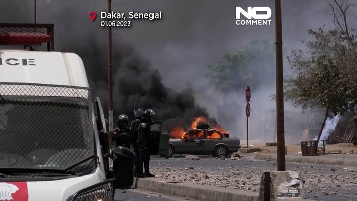News video: Straßenschlachten im Senegal nach Urteil gegen Oppositionspolitiker