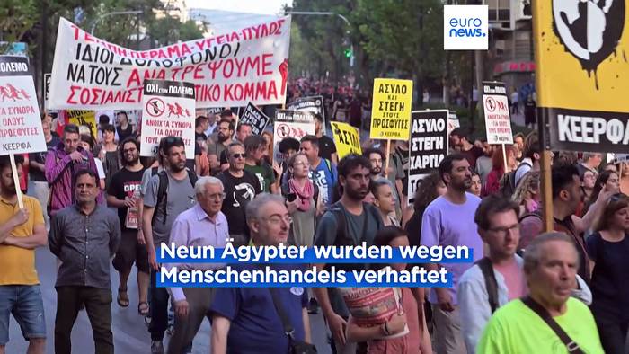 Video: Nach Schiffstragödie: Tausende Griechen demonstrieren gegen Migrationspolitik
