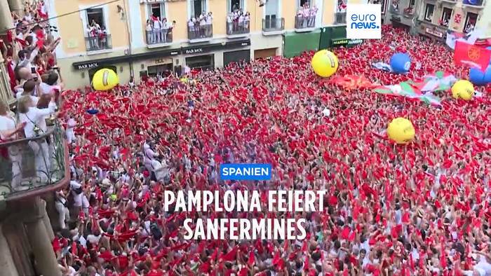 News video: Sanfermines - die Stiere laufen wieder durch Pamplona