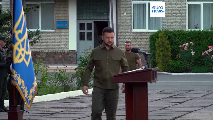 Video: Russland wettert gegen Türkei: Asow-Kämpfer in der Ukraine als Helden gefeiert