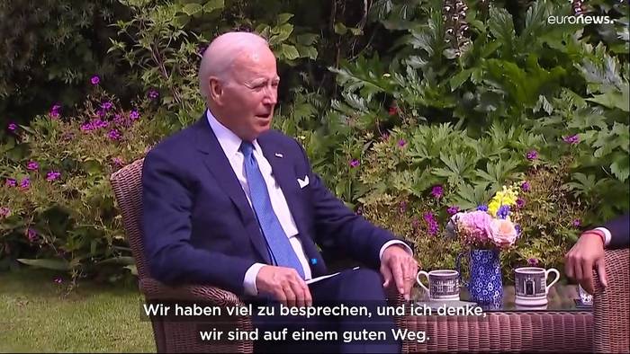 Video: Treffen im Garten, Tee beim König: Biden legt Stopp in London ein