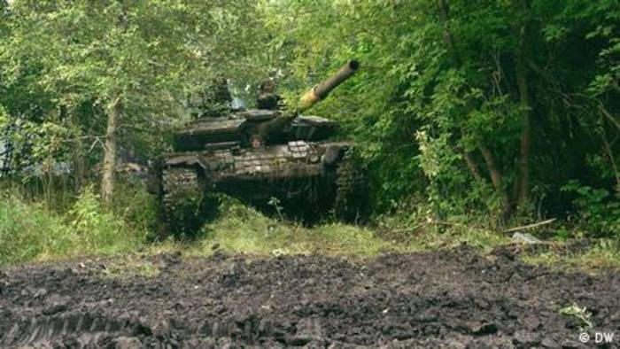 News video: Ukraine auf Waffen aus Sowjetzeiten angewiesen