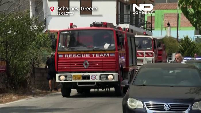 Video: Feuerfront erreicht Kloster Agia Paraskevi nahe des Flughafens Athen