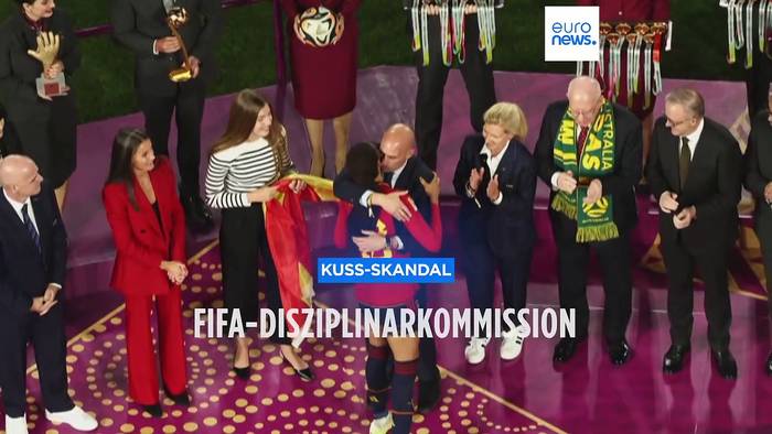 Video: Kuss-Skandal: FIFA-Kommission prüft Verhalten von Verbandschef Rubiales
