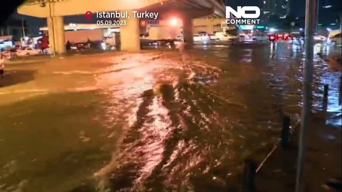 Video: Istanbul unter Wasser: Tote und Verletze bei Überschwemmungen
