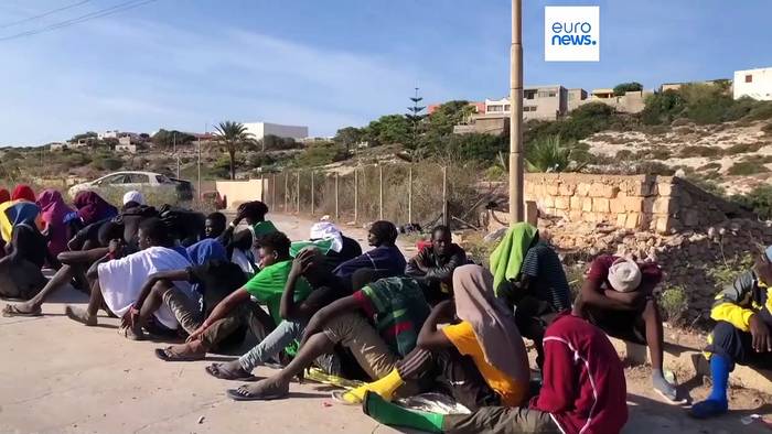 Video: Flüchtlingskrise: EU-Kommissionspräsidentin von der Leyen reist nach Lampedusa