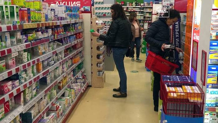 Video: In Bulgarien kaufen viele Menschen ihre Medikamente auf dem freien Markt