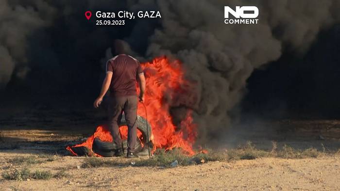 Video: Brennende Reifen in Gaza an der Grenze zu Israel