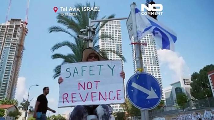 Video: Angehörige von Geiseln werfen Netanjahu massives Versagen vor