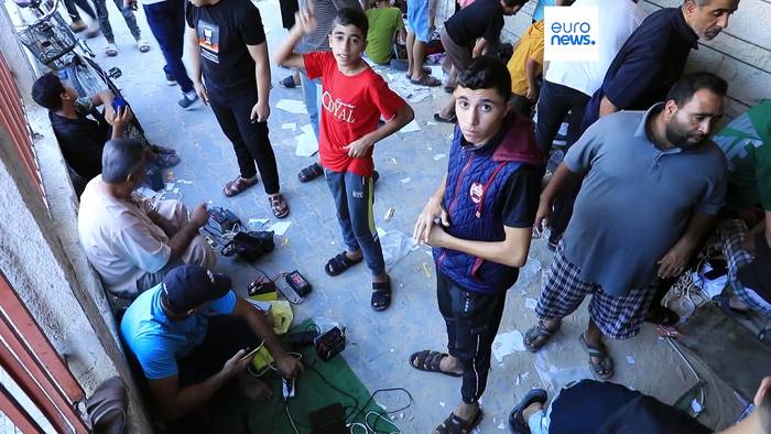 News video: Zum Handyaufladen ins Krankenhaus in Gaza