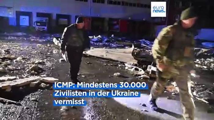 Video: Russischer Angriff auf Postverteilungszentrum in Charkiw fordert sechs Tote