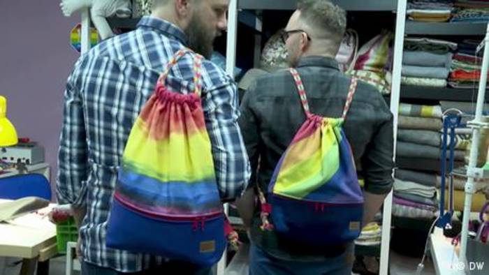 Video: LGBTQ in Polen - Schützt Profit vor Repressionen?