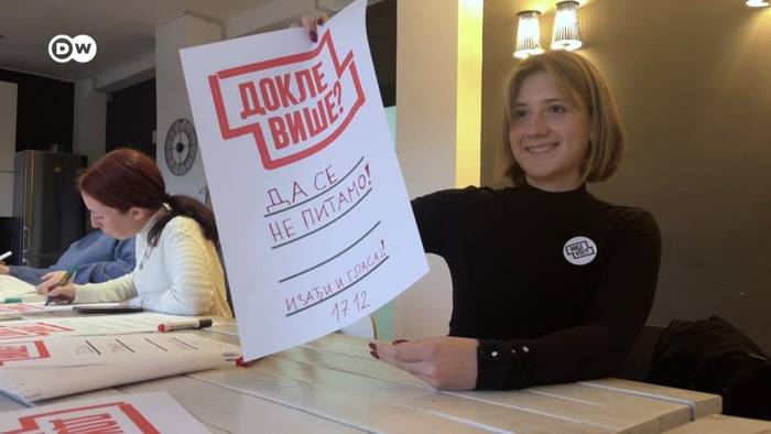 Video: Parlamentswahlen in Serbien: Die Jugend geht an die Urnen