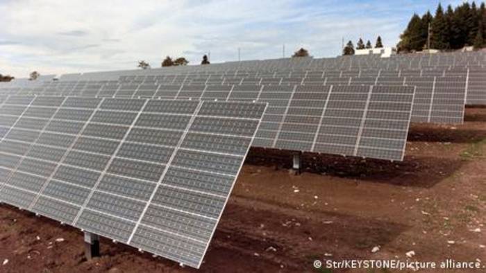 Video: Wie funktionieren Solarpanele?
