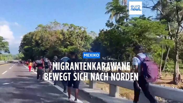 Video: Rund 6000 Migranten: Karawane auf dem Weg zur US-Grenze