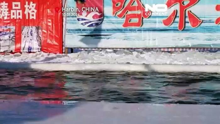 News video: Winterschwimmen in China: Schwimmwettbewerb unter eisigen Temperaturen